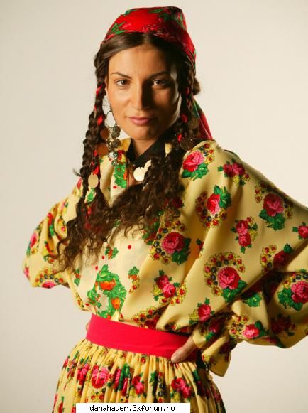poze si info :hi: ioana ginghina aka zambila