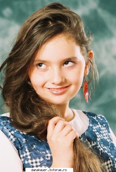 cine esti? buna...ma cheama laura..am ani...o iubesc moolt nascut februarie ...sunt zodia multe