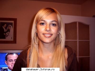 despre dana &nbsp; &nbsp; &nbsp; &nbsp; hei imi plache vizitator dar imi plache trimit poze dolcea